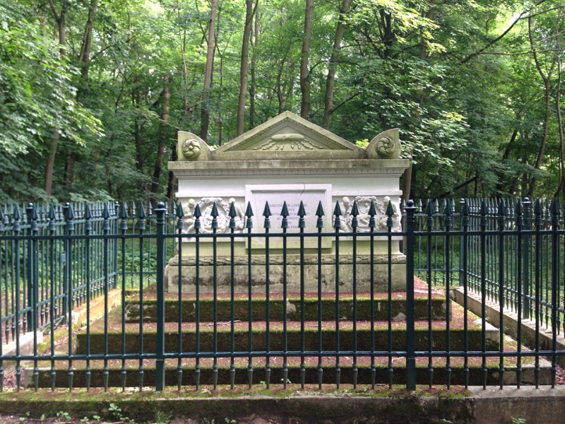 Das Laudongrab versprüht eine gewisse Mystik. Das Laudongrab versprüht eine gewisse Mystik.