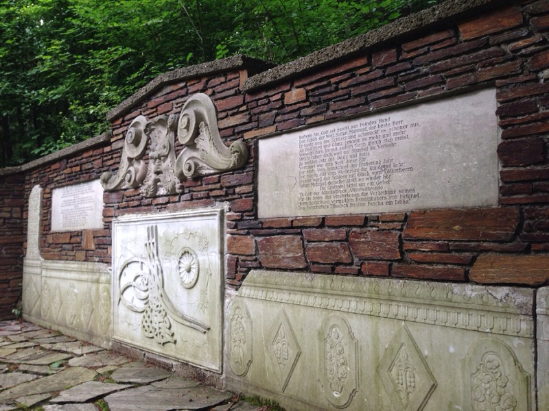 In der Nähe des Laudongrabs. In der Nähe des Laudongrabs.